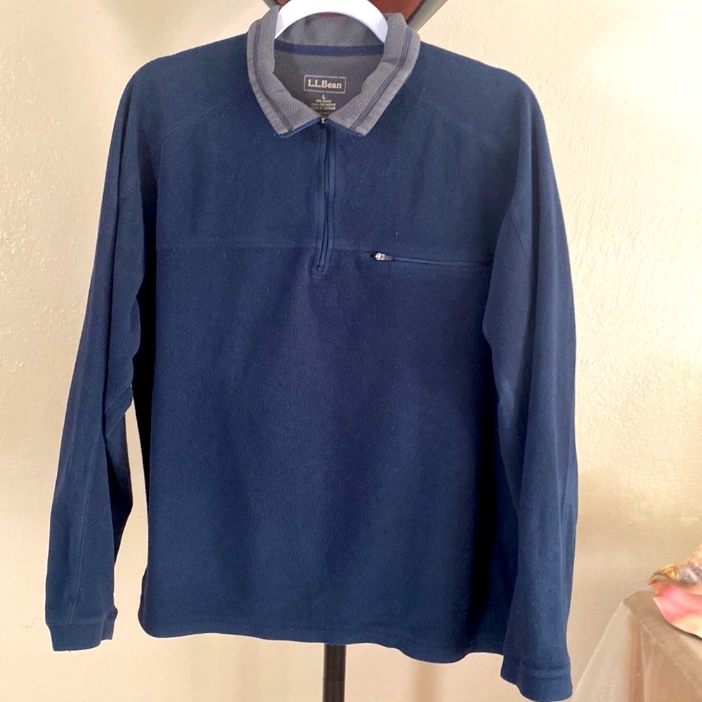 L.L.Bean mens hoodie - SIZE LARGE